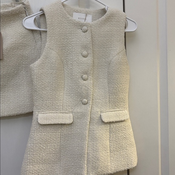 NWT MESHKI Camilla Ivory Mini Skirt & Sleeveless Vest/Top S 2-Piece Suit Lined - Picture 3 of 5